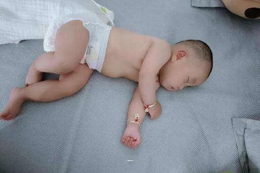 包头宝宝积食发烧怎么处理